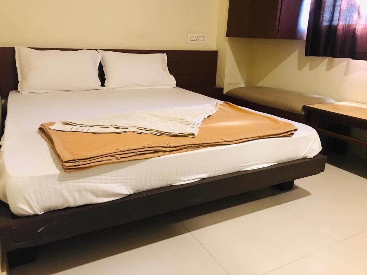 Staymaker Bright Palace Residency Shimoga Exterior photo