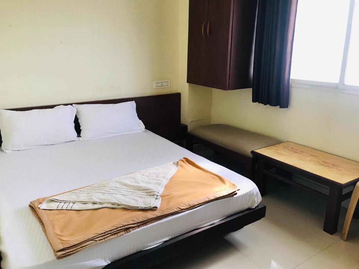 Staymaker Bright Palace Residency Shimoga Exterior photo